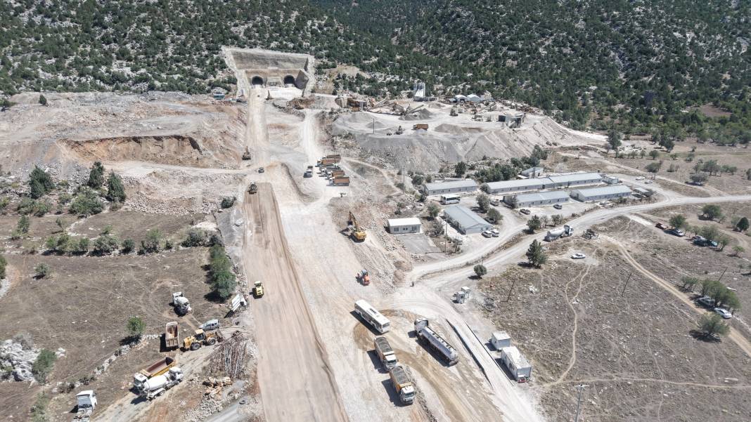 Konya-Antalya yolunda beklenen müjde! Alacabel Tüneli için tarih verildi 5